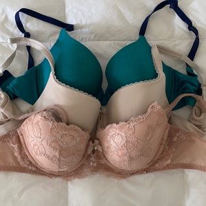 Victoria’s Secret Bra Bundle